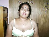 Sexy Kerala Aunty nude show on cam for her neighbor