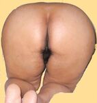 Nude pics of desi bhabhi seducing and showing off her sexy big ass