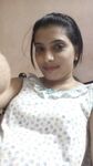 Desi Indian horny bhabhi exposes big boobs and rubs pussy