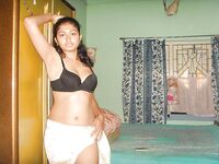 Big tits Bengali girl nude photoshoot