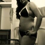 Desi nude pics of an NRI girl Arpita seducing with her big boobs