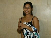 Hot and sexy pictures of Mumbai college girl striping