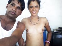 Dehati Bhabhi sex pics with her neighbor