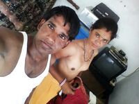 Dehati Bhabhi sex pics with her neighbor