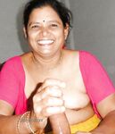 Mature aunty sucking dick of her house owner