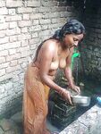 Indian village wife nude photos leaked by neighbor guy