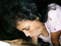 Free sexy pics of a desi bhabhi enjoying a hardcore home sex session