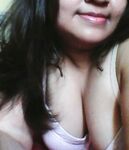 Desi bhabhi selfie pictures for her secret lover