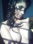 High-class sexy looking Desi teen naked pics