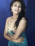 Sweet Indian girl posing hot topless photo shoot session