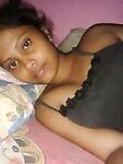Desi girl nude photos of Desi teen exposing her topless body