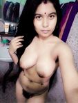 Bengali Boudi nude pics collection goes live