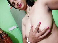 Bengali bhabhi nude pics shared on net by her secret lover