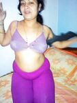 Hot and sexy Desi Bhabhi naked pics