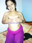 Hot and sexy Desi Bhabhi naked pics