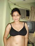 Red hot sexy Desi Bhabhi nude pics