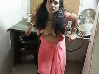 Punjabi bhabhi blowjob sex in kitchen