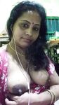 Sexy south Indian Bhabhi nude pics