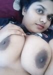 Busty Bangladeshi girl pics