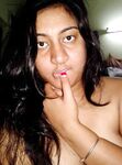 Busty Indian girl pics collection leaked online