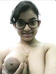 Hot Desi beauty showing her nude body