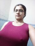 Busty Paki GF pics collection goes live