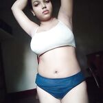 Desi busty girl pics for big boob lovers