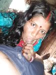 Desi wife blowjob pics shared online