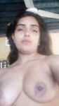 Paki nurse nude photos for her lover leaked online