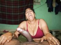 Randi Bhabhi sex pics leaked by her customer