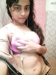 Desi GF nude photos exposed on the net by her lover