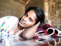 Desi village wife naked boobs photos slideshow