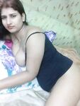Desi housewife nude photos looks stunning hot