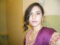 Pakistani wife nude pics for you to get a hard-on