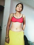 Newly married Indian girl topless photos galore
