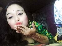 Chubby Desi girl sexy nude pics