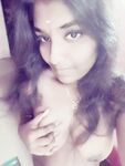 Dusky Tamil girl nude selfie pics