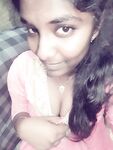 Dusky Tamil girl nude selfie pics