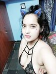 Desi girl hot pics for her lover exposed online