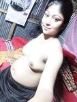 Sexy Desi village girl nude selfie pics