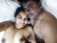 Sexy Indian girl nude in hotel with boyfriend