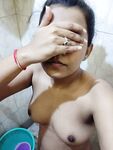 Small tits Indian girl nude pics