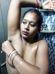 Kerala aunty nude HD photos with underarm shaving