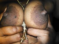 Tanker MILF naked pics taken by tenant young guy