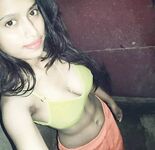 Bengali girl Desi nude pics