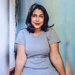 Sri Lankan big ass unmarried girl nude photos