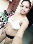 Beautiful Odia bhabhi nude selfie clicks viral