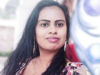 Srilankan big ass girl naked full photo collection