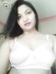 Sharp nipples bhabhi showing boobs in selfies