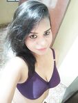 Big boobs Indian girl topless photos viral